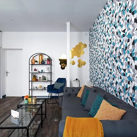 Huge 2 Floor With Unique Games & Theatre Parigi