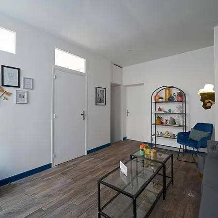 Huge 2 Floor With Unique Games & Theatre Parigi